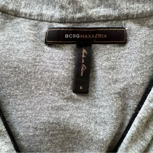 Bcbgmaxazria Dress Size Small Gray Knit Midi Long Sleeve Piping Trim Front Twist - Picture 10 of 11